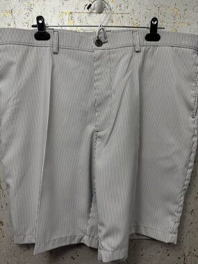 Haggard H26 Men’s White Shorts with Grey Pinstripes - Flat Front